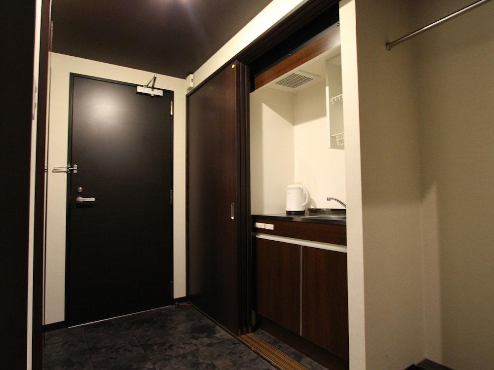 סואיטה Hotel Livemax Budget Esaka מראה חיצוני תמונה