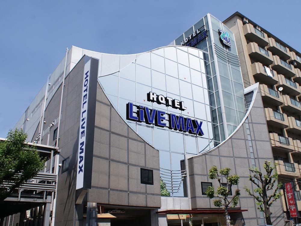 סואיטה Hotel Livemax Budget Esaka מראה חיצוני תמונה